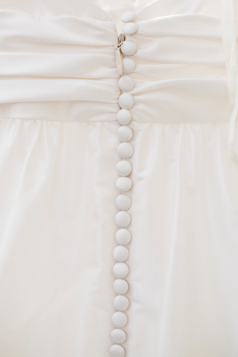 new_orleans_wedding_photograher_omni_royal_hotel_republic_pharmacy_museum_new_orleans_kate_mcdonald_bridal_wedding_bellesbitter_sweet_confections_fat_cat_flowers__0003